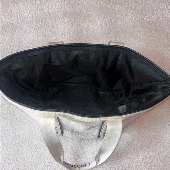 Victoria's Secret White Tote Minimalist Design - Picture 4 of 10